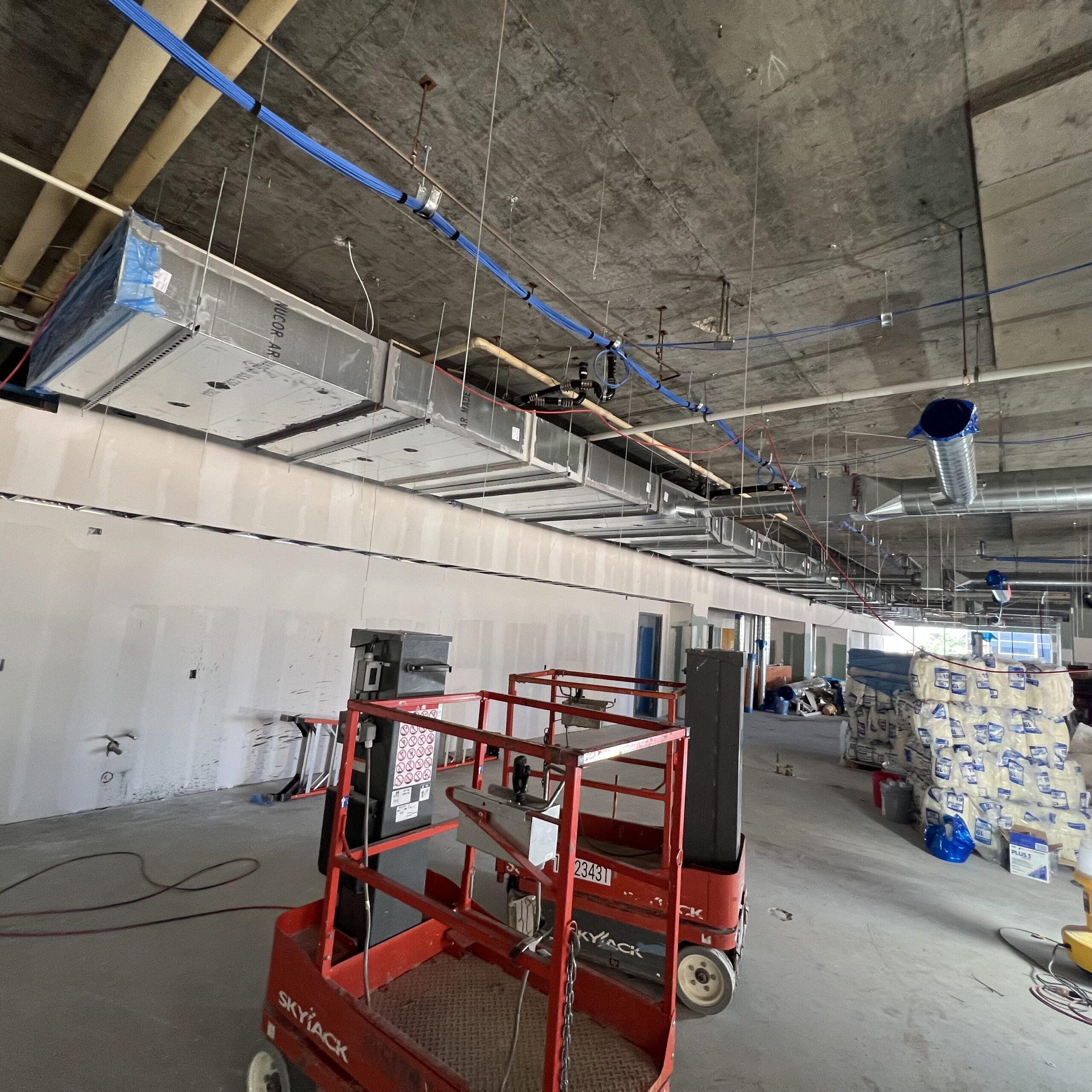 Commercial sheet metal ductwork and air distribution installation